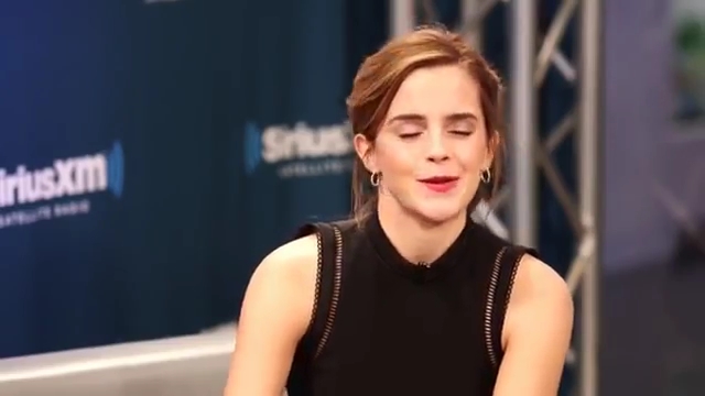EmmaWatsonFan-dot-NL_2017SiriusXM2490.jpg