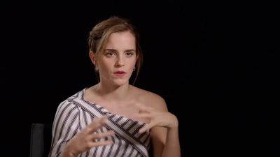 EmmaWatsonFan-dot-nl_TheCirclePressJunkets-Screenslam0185.jpg