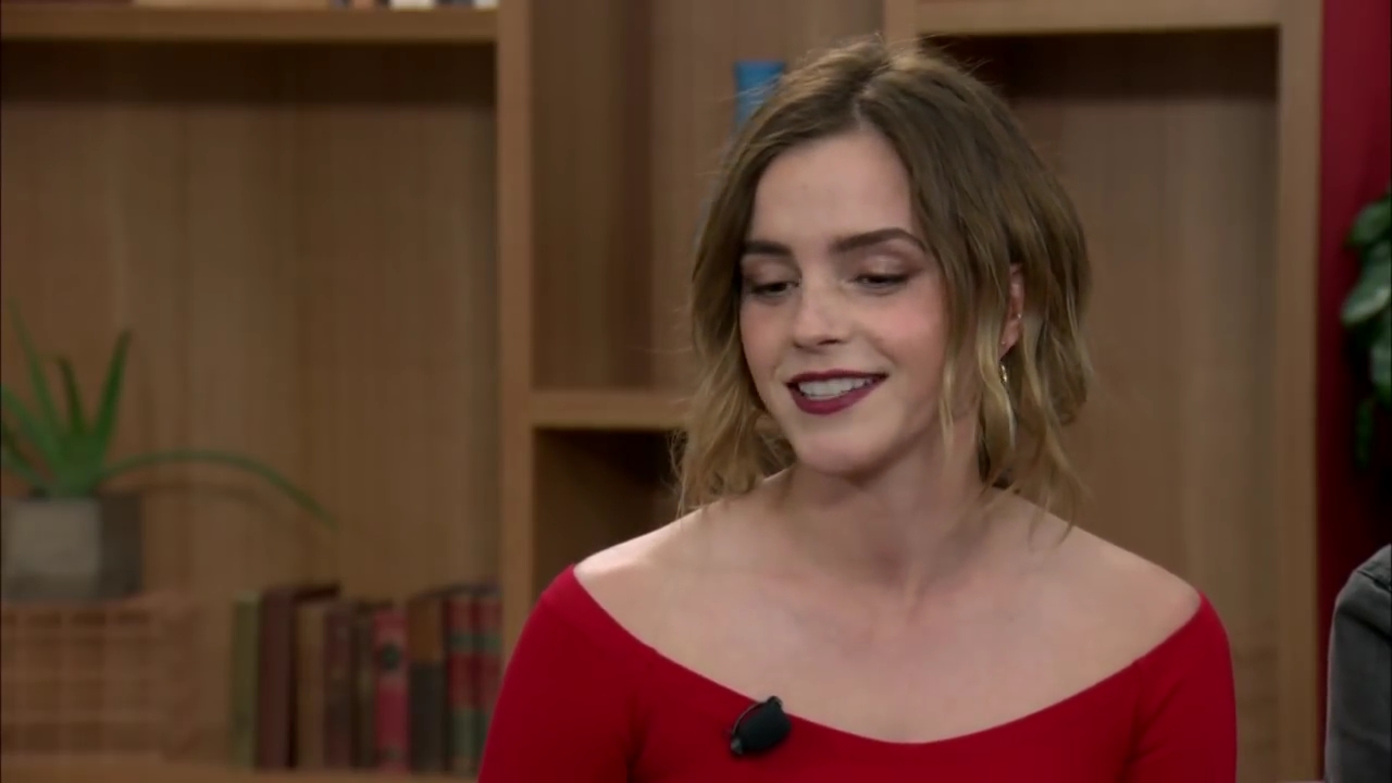 EmmaWatsonFan-dot-nl_TheCircle-TwitterQandA0094.jpg EmmaWatsonFan-dot-nl_TheCircle-TwitterQandA0094.jpg