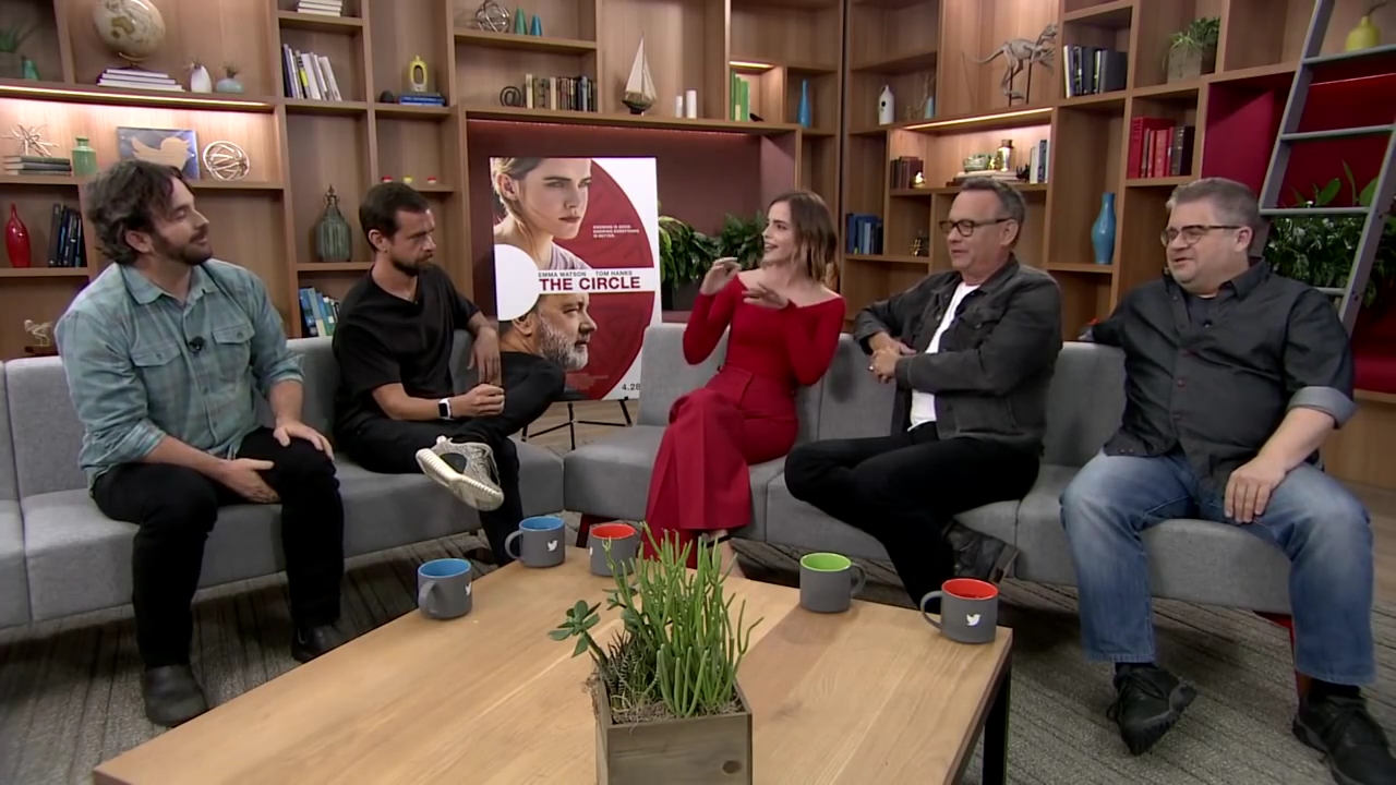 EmmaWatsonFan-dot-nl_TheCircle-TwitterQandA2232.jpg EmmaWatsonFan-dot-nl_TheCircle-TwitterQandA2232.jpg