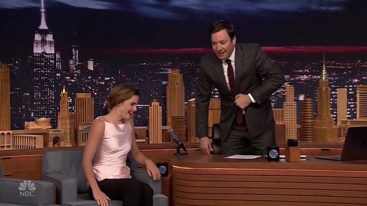 EmmaWatsonFan-dot-NL_24april2017TheTonightShowWithJimmyFallon0051.jpg EmmaWatsonFan-dot-NL_24april2017TheTonightShowWithJimmyFallon0051.jpg