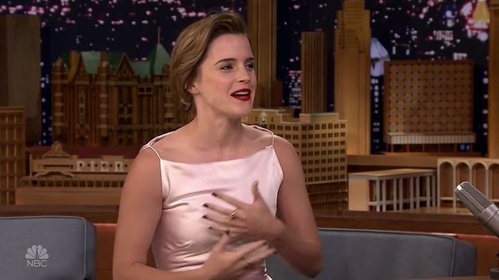 EmmaWatsonFan-dot-NL_24april2017TheTonightShowWithJimmyFallon0063.jpg