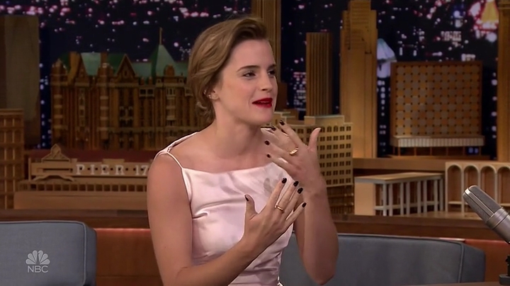 EmmaWatsonFan-dot-NL_24april2017TheTonightShowWithJimmyFallon0064.jpg