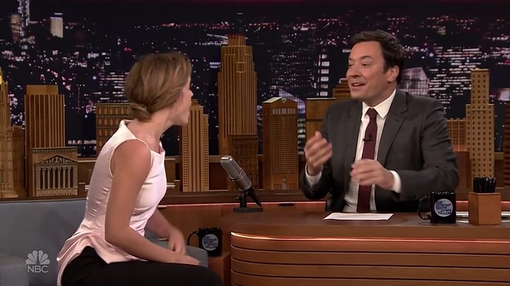 EmmaWatsonFan-dot-NL_24april2017TheTonightShowWithJimmyFallon0126.jpg