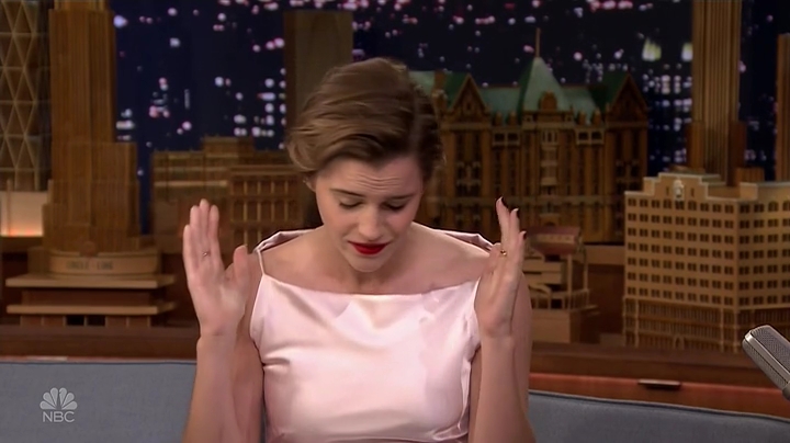 EmmaWatsonFan-dot-NL_24april2017TheTonightShowWithJimmyFallon0190.jpg