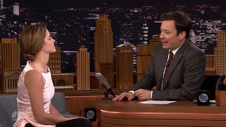 EmmaWatsonFan-dot-NL_24april2017TheTonightShowWithJimmyFallon0239.jpg