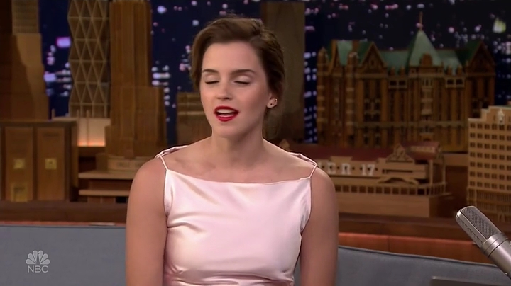 EmmaWatsonFan-dot-NL_24april2017TheTonightShowWithJimmyFallon0254.jpg
