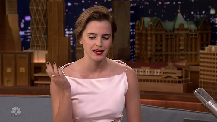 EmmaWatsonFan-dot-NL_24april2017TheTonightShowWithJimmyFallon0256.jpg