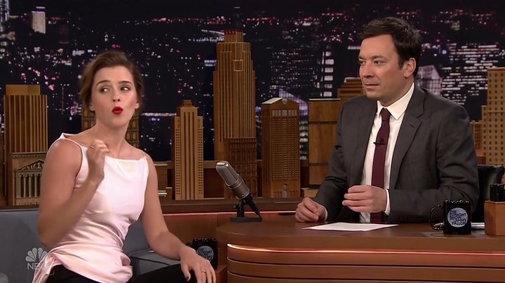EmmaWatsonFan-dot-NL_24april2017TheTonightShowWithJimmyFallon0305.jpg