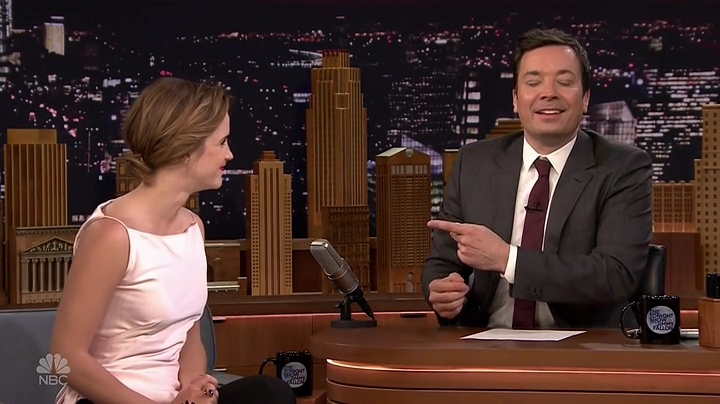 EmmaWatsonFan-dot-NL_24april2017TheTonightShowWithJimmyFallon0395.jpg