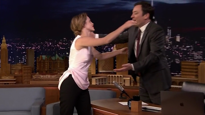 EmmaWatsonFan-dot-NL_24april2017TheTonightShowWithJimmyFallon0404.jpg EmmaWatsonFan-dot-NL_24april2017TheTonightShowWithJimmyFallon0404.jpg