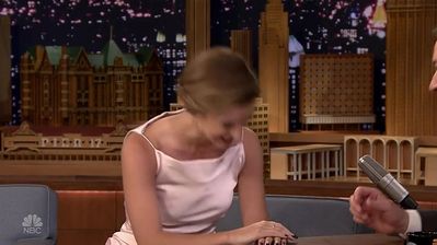 EmmaWatsonFan-dot-NL_24april2017TheTonightShowWithJimmyFallon0060.jpg