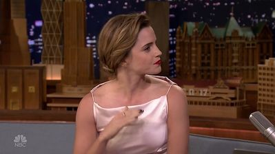 EmmaWatsonFan-dot-NL_24april2017TheTonightShowWithJimmyFallon0124.jpg