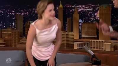 EmmaWatsonFan-dot-NL_24april2017TheTonightShowWithJimmyFallon0403.jpg