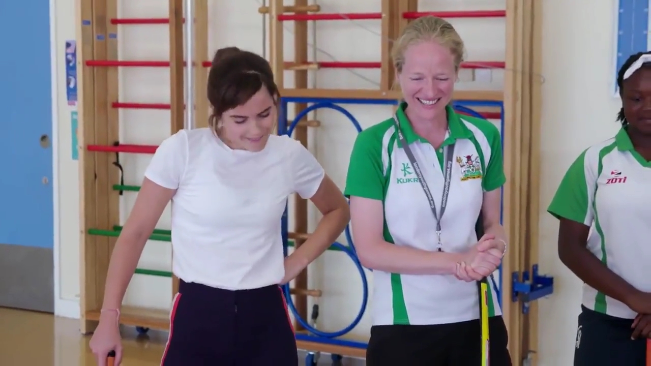 EmmaWatsonFan-dot-NL_2018HockeyFutures0143.jpg EmmaWatsonFan-dot-NL_2018HockeyFutures0143.jpg