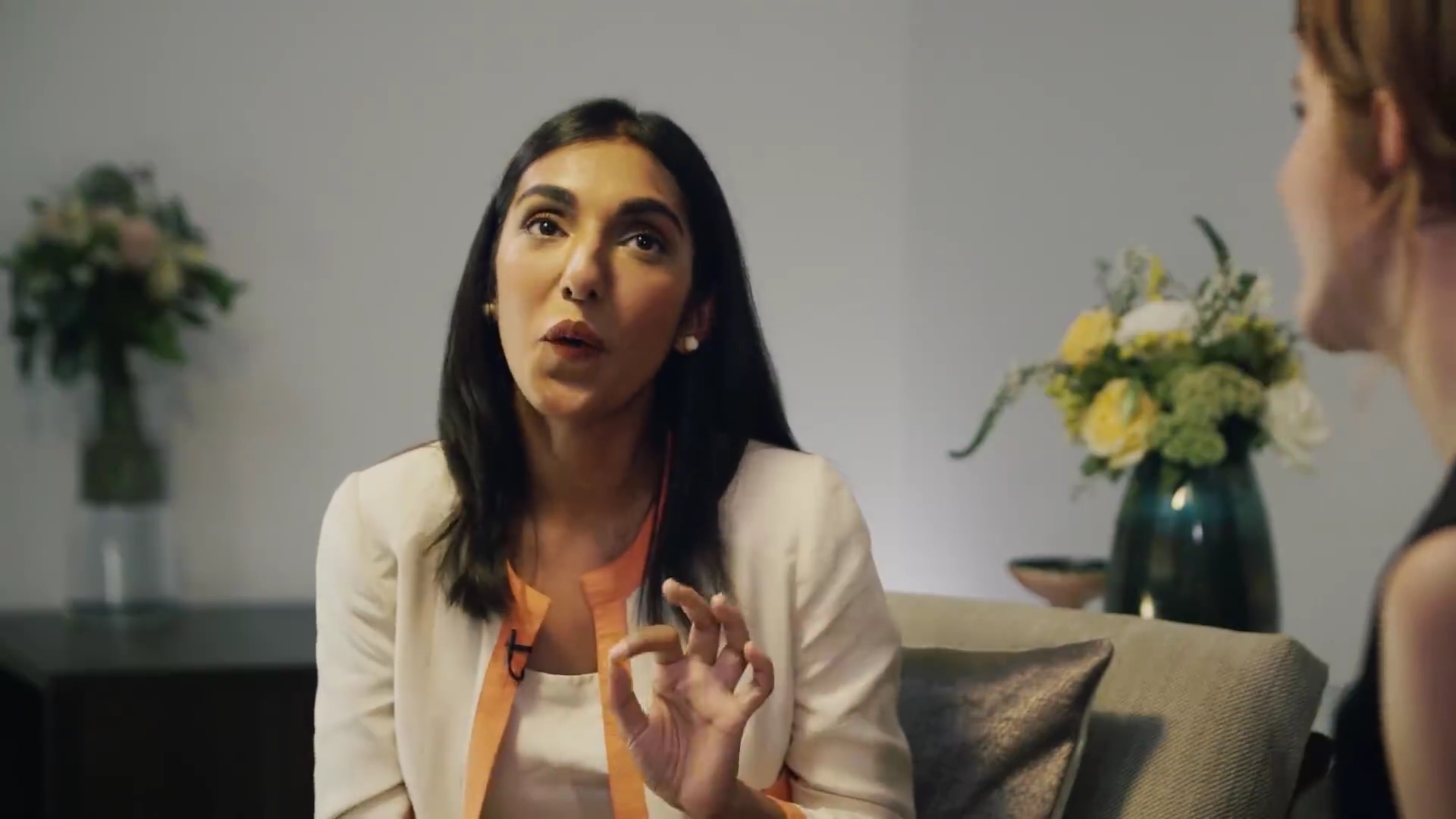 EmmaWatsonFan-dot-NL_2018OurSharedShelfWithRupiKaur2541.jpg EmmaWatsonFan-dot-NL_2018OurSharedShelfWithRupiKaur2541.jpg