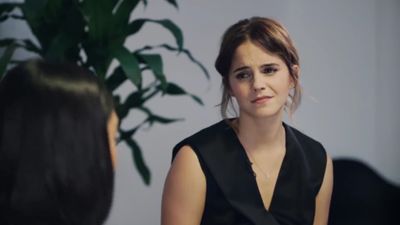 EmmaWatsonFan-dot-NL_2018OurSharedShelfWithRupiKaur2477.jpg