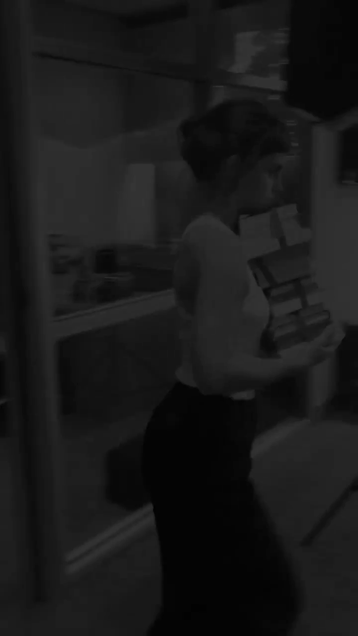 EmmaWatson-dot-nl_V__0001.jpg EmmaWatson-dot-nl_V__0001.jpg