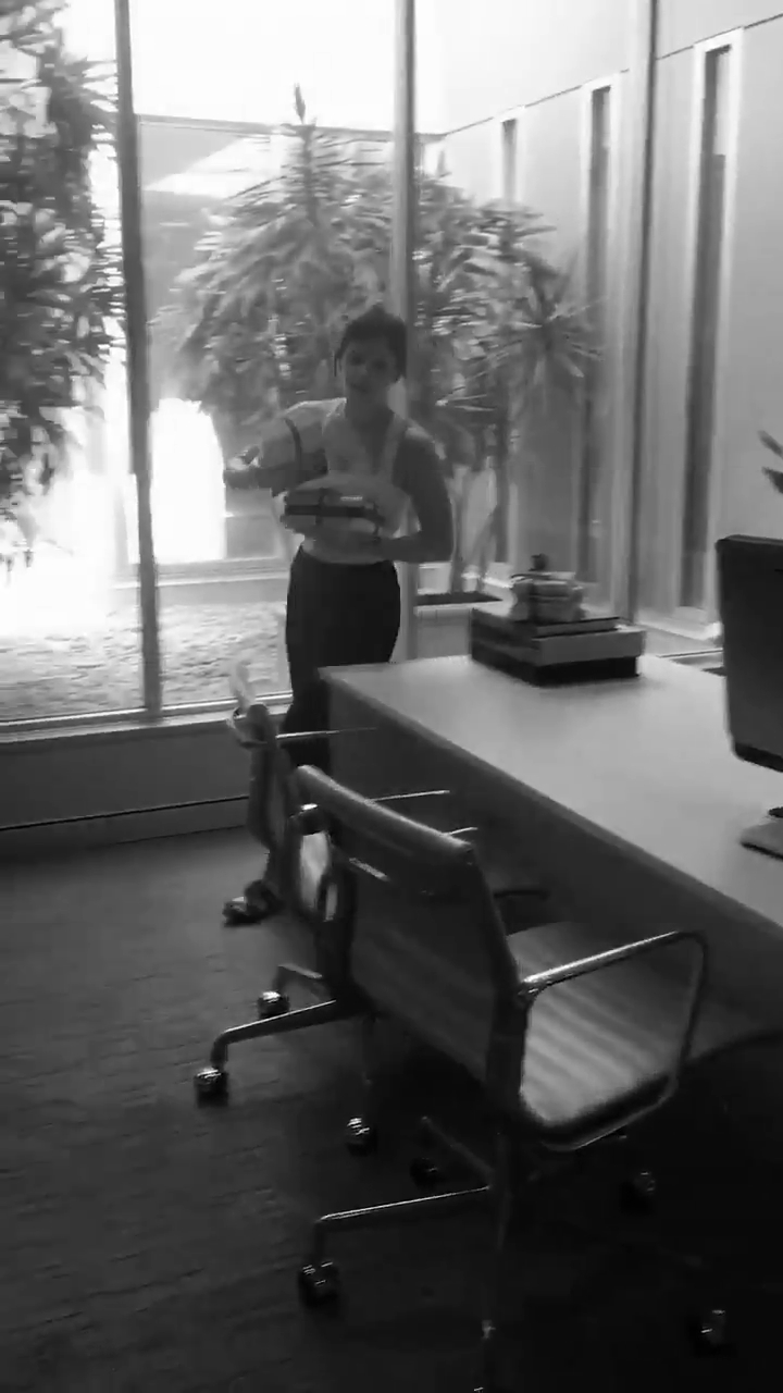EmmaWatson-dot-nl_V__0022.jpg