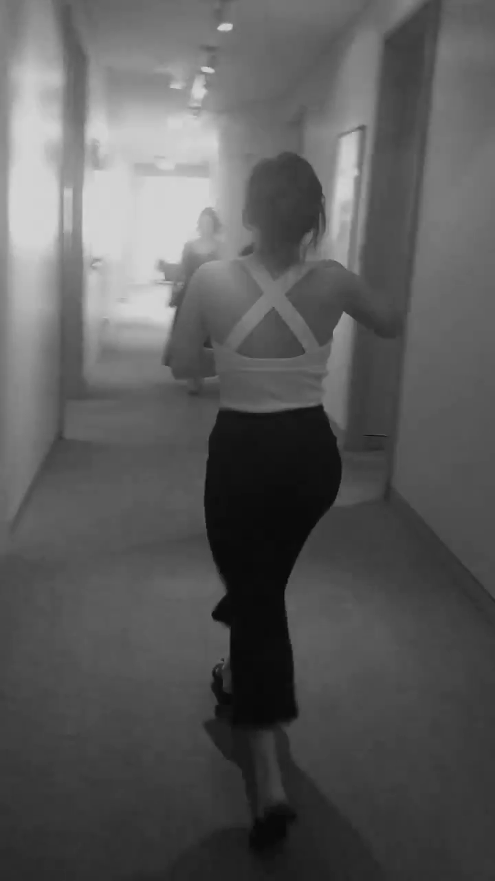 EmmaWatson-dot-nl_V__0035.jpg EmmaWatson-dot-nl_V__0035.jpg