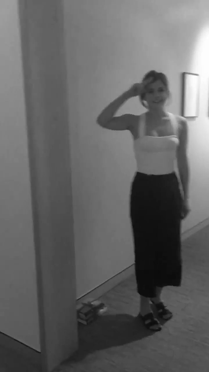 EmmaWatson-dot-nl_V__0068.jpg EmmaWatson-dot-nl_V__0068.jpg