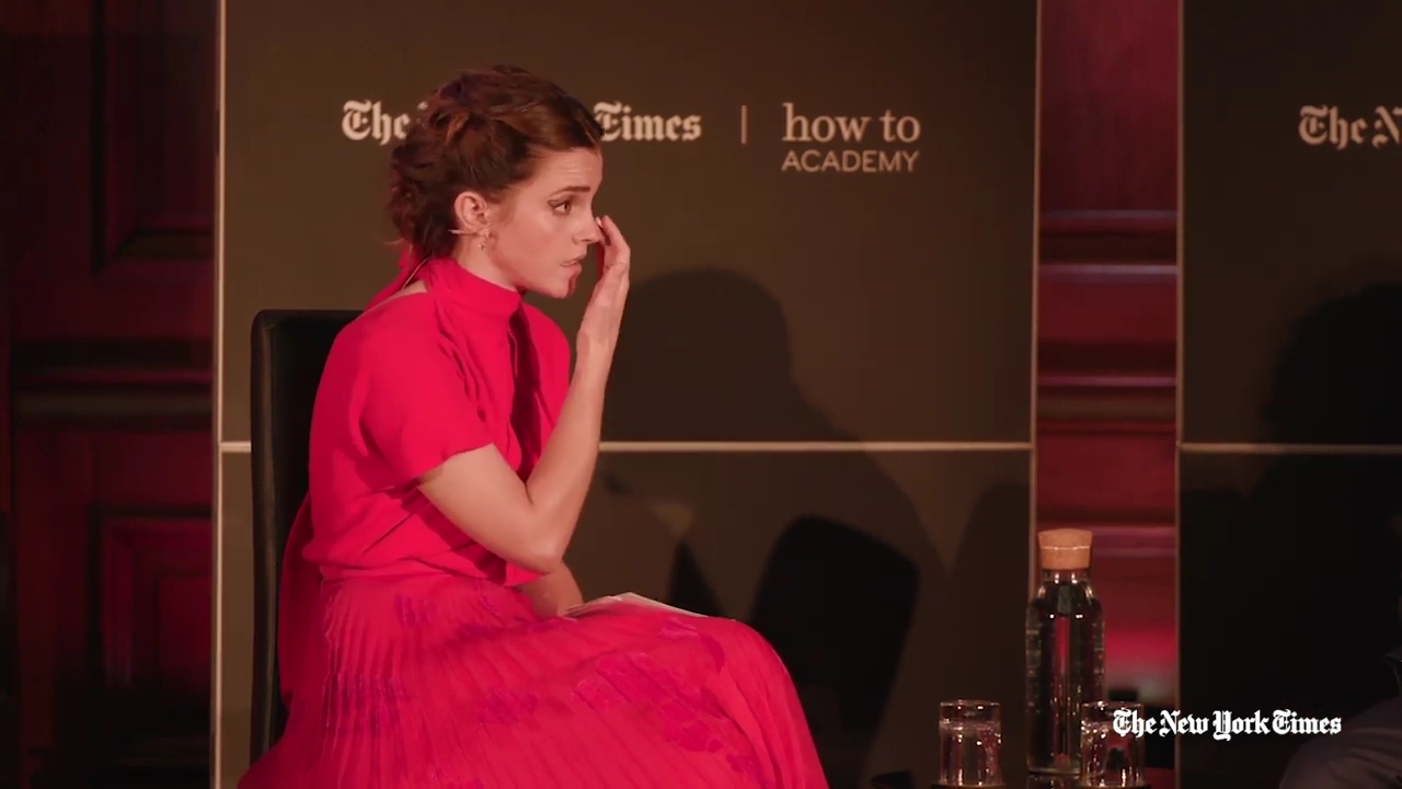 EmmaWatsonFan-dot-nl_2019HowToAcademy02308.jpg