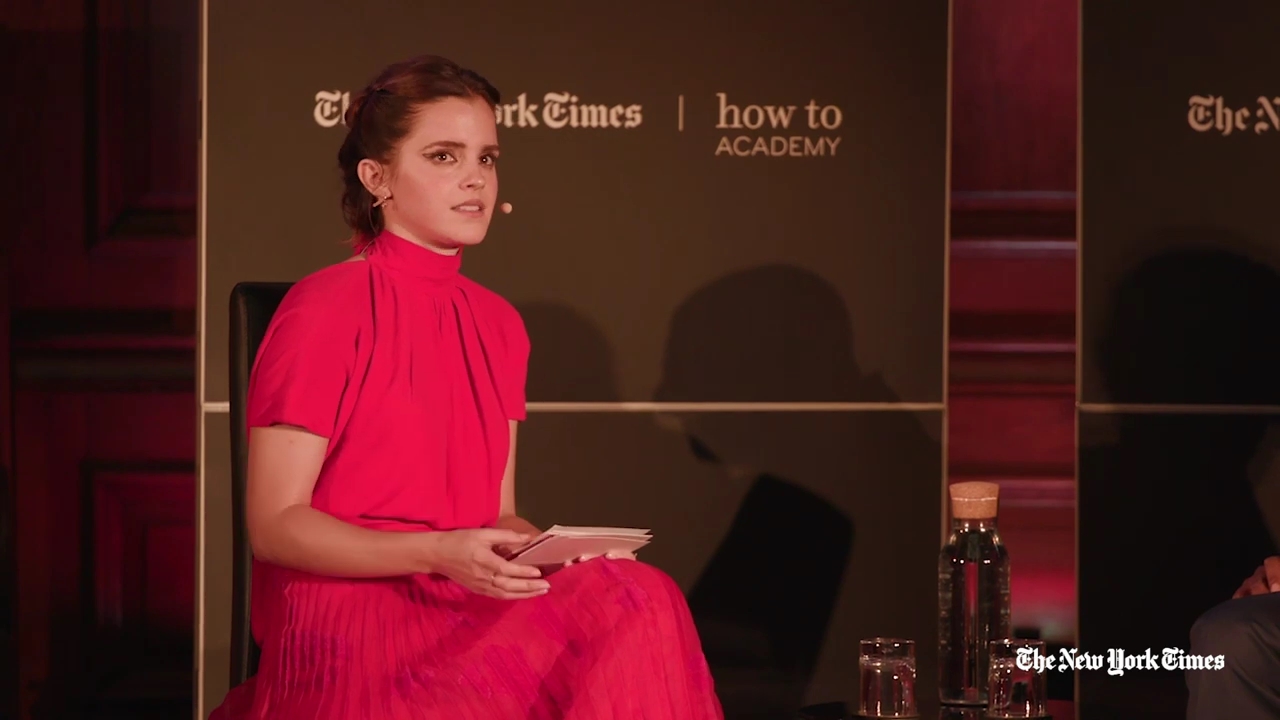 EmmaWatsonFan-dot-nl_2019HowToAcademy03103.jpg