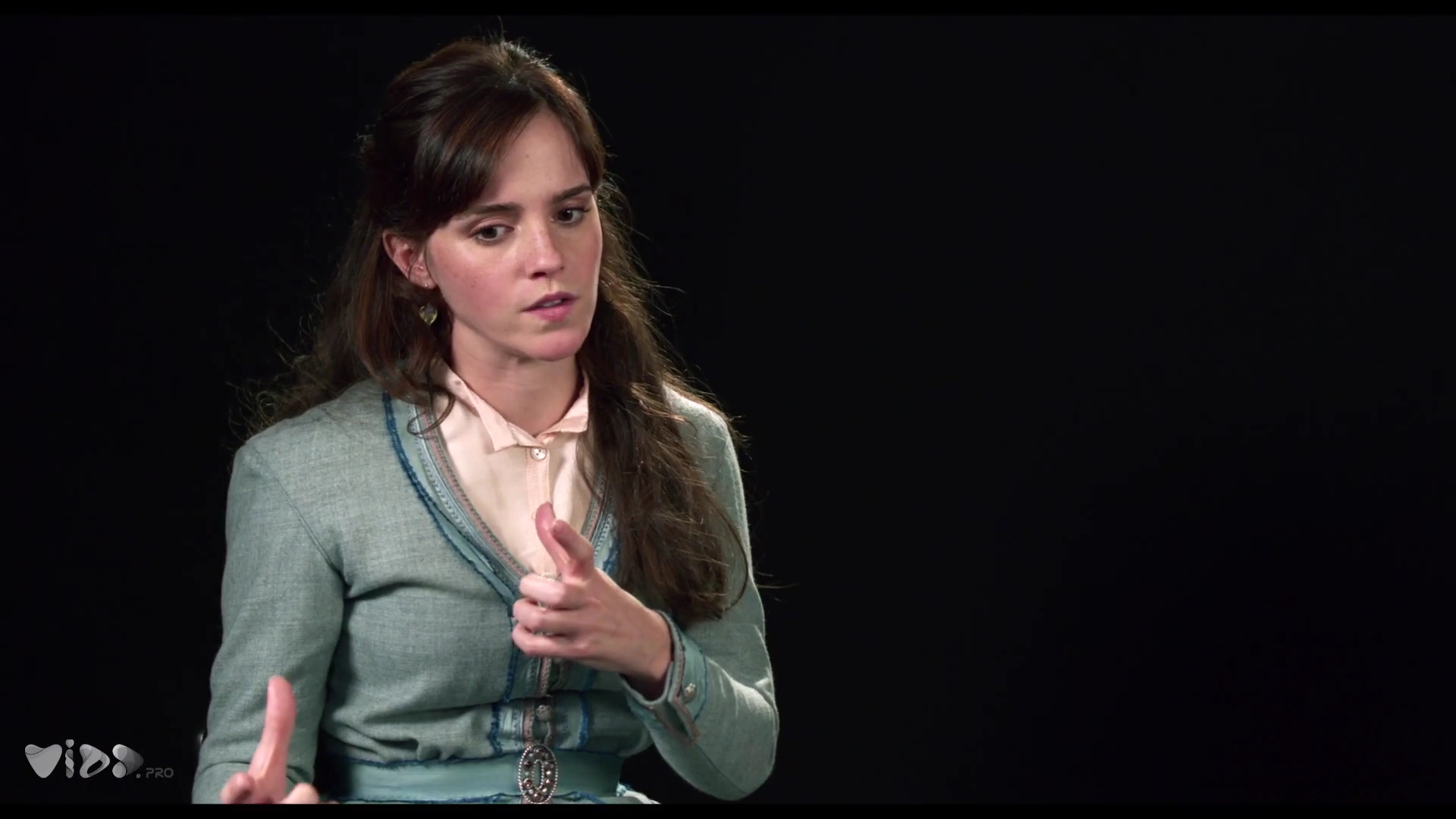 EmmaWatsonFan-dot-nl_LittleWoman-Sony_Soundbites0010.jpg EmmaWatsonFan-dot-nl_LittleWoman-Sony_Soundbites0010.jpg