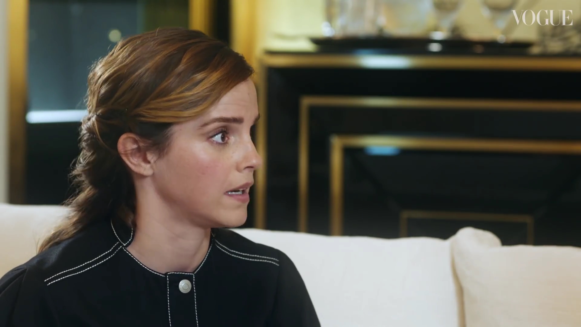 EmmaWatsonFan-dot-nl_2019VogueUK00421.jpg