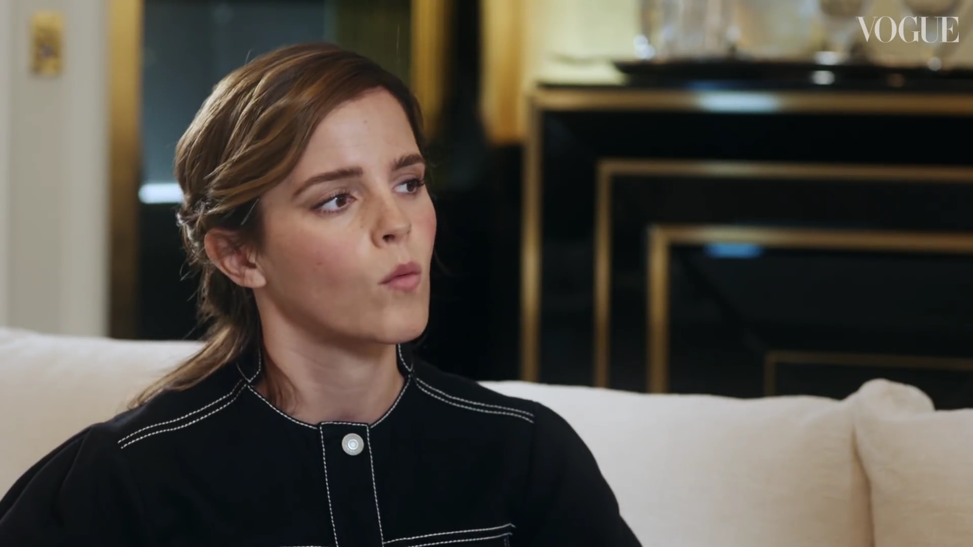 EmmaWatsonFan-dot-nl_2019VogueUK00720.jpg
