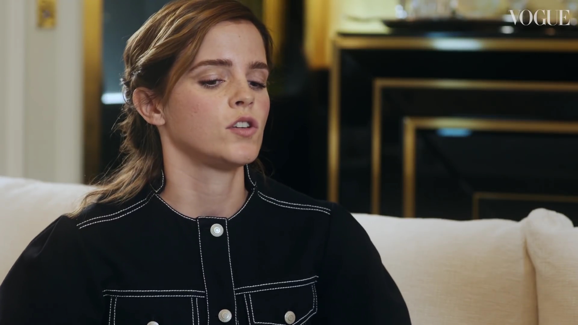 EmmaWatsonFan-dot-nl_2019VogueUK01140.jpg