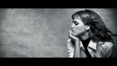 EmmaWatsonFan-dot-nl_2020Vogue-SixtyYearsThroughTheLens0555.jpg