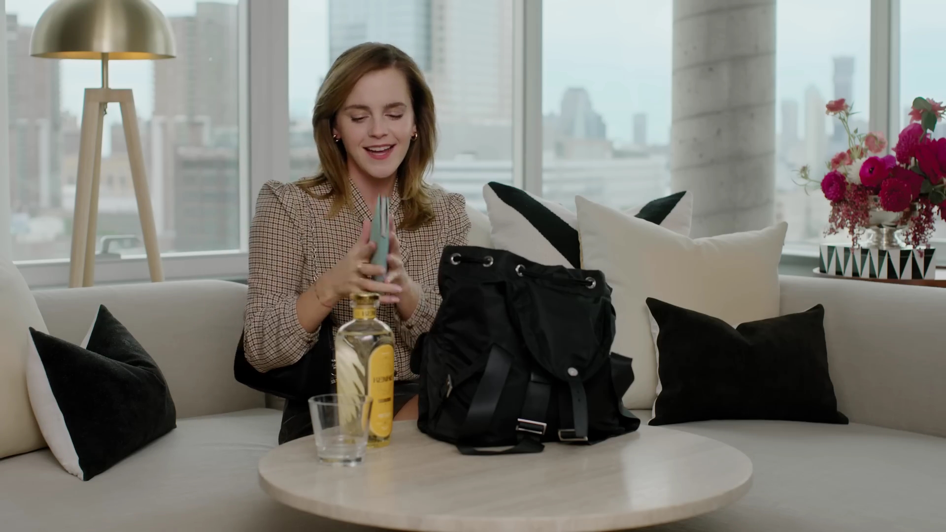 EmmaWatsonFan-dot-nl-2023Vouge-InsideEmmasPradaBackpack0047.jpg EmmaWatsonFan-dot-nl-2023Vouge-InsideEmmasPradaBackpack0047.jpg