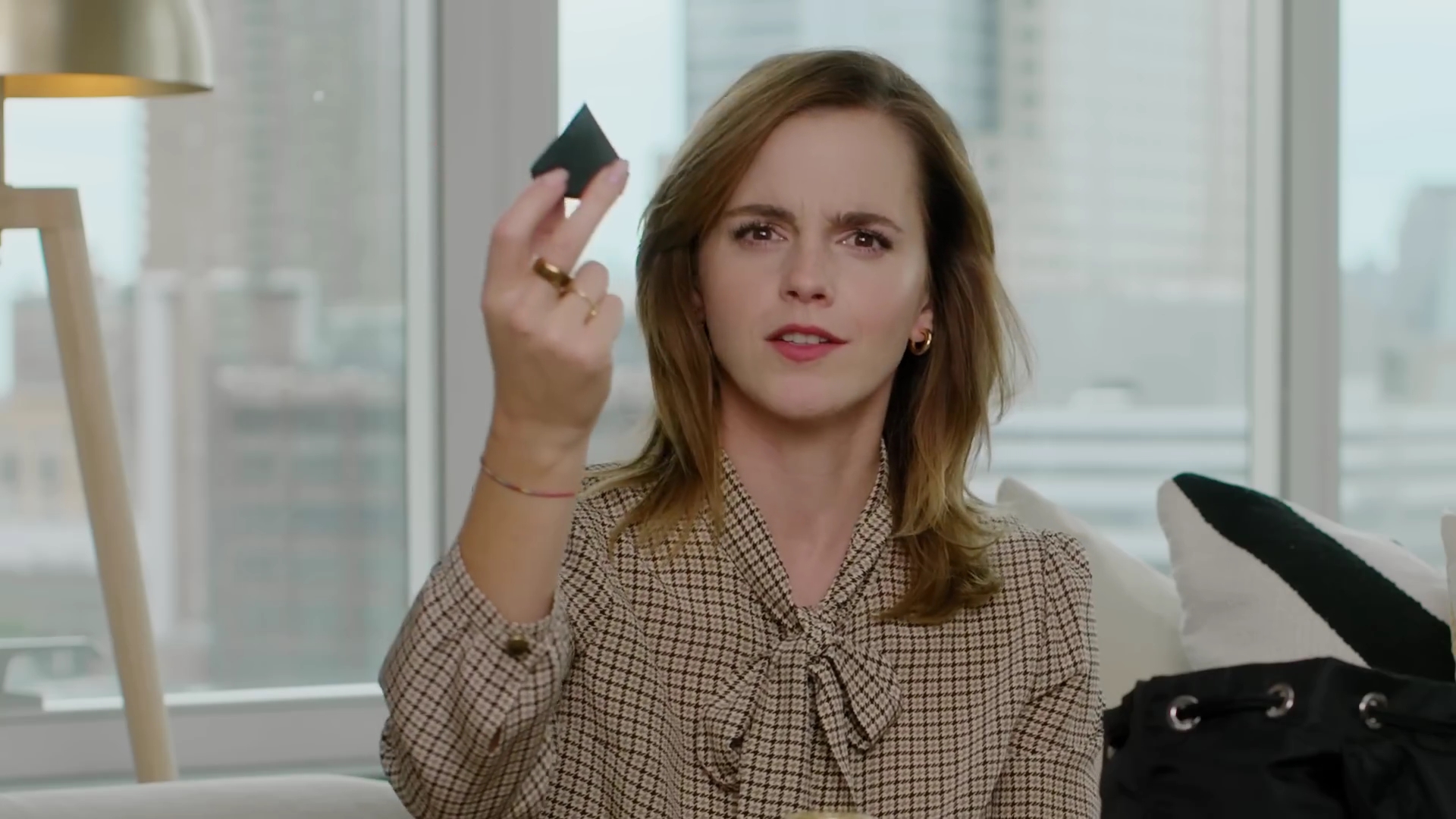 EmmaWatsonFan-dot-nl-2023Vouge-InsideEmmasPradaBackpack0117.jpg EmmaWatsonFan-dot-nl-2023Vouge-InsideEmmasPradaBackpack0117.jpg