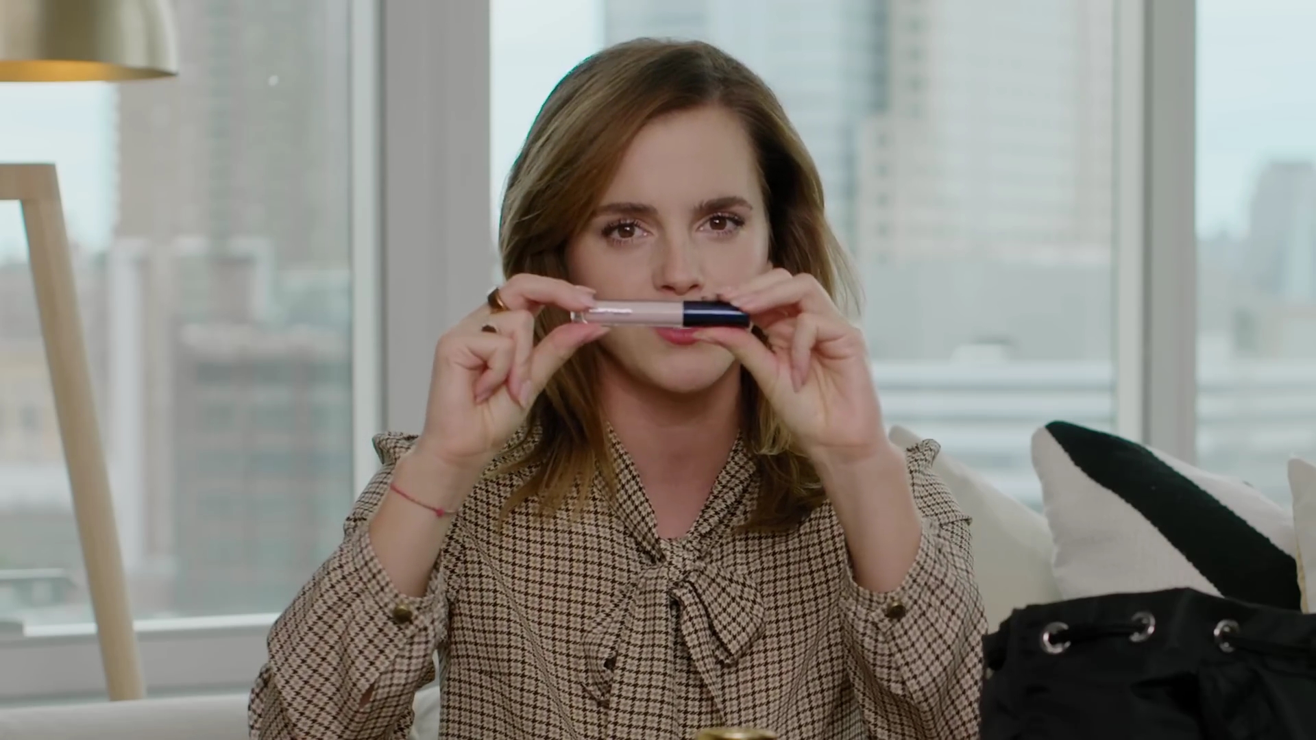 EmmaWatsonFan-dot-nl-2023Vouge-InsideEmmasPradaBackpack0133.jpg EmmaWatsonFan-dot-nl-2023Vouge-InsideEmmasPradaBackpack0133.jpg