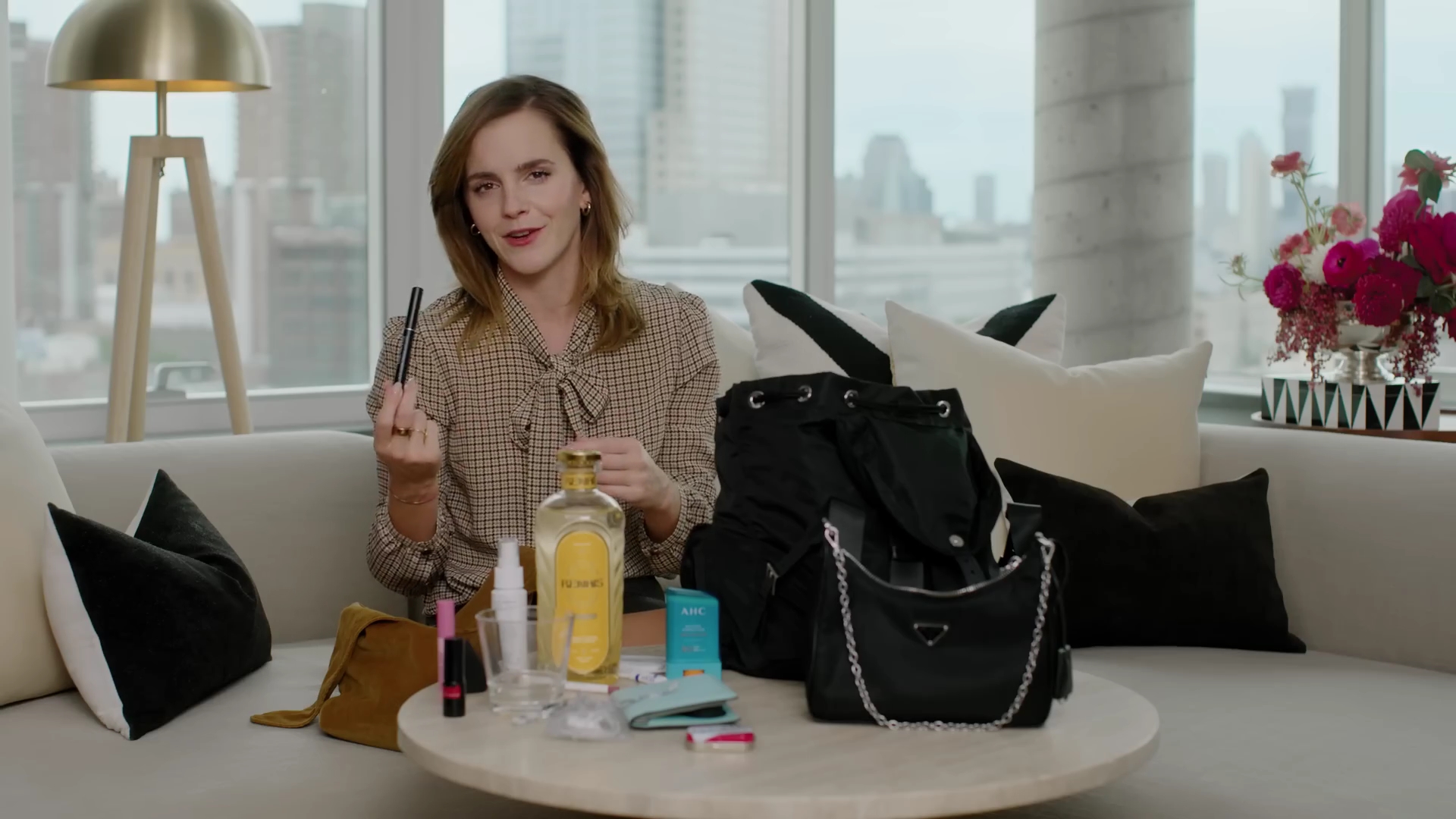 EmmaWatsonFan-dot-nl-2023Vouge-InsideEmmasPradaBackpack0151.jpg EmmaWatsonFan-dot-nl-2023Vouge-InsideEmmasPradaBackpack0151.jpg