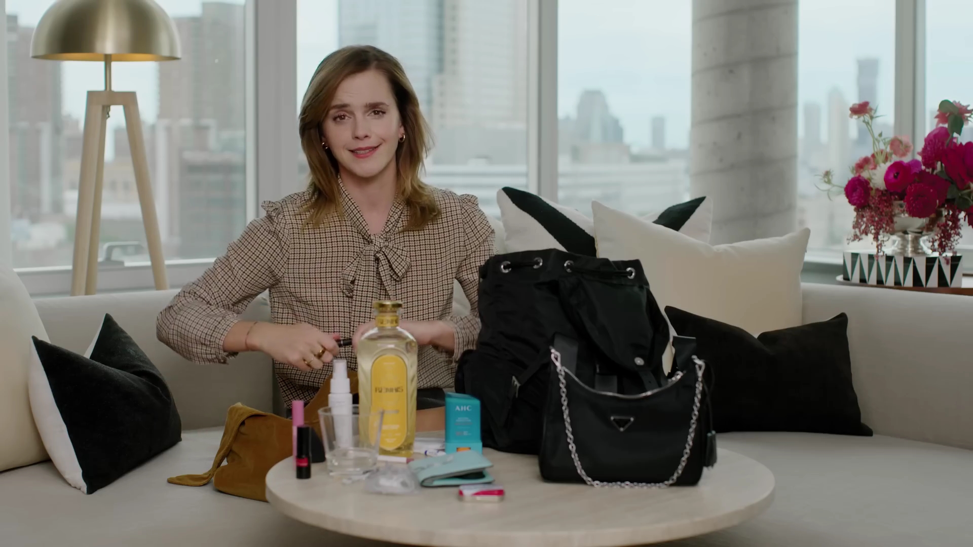 EmmaWatsonFan-dot-nl-2023Vouge-InsideEmmasPradaBackpack0160.jpg EmmaWatsonFan-dot-nl-2023Vouge-InsideEmmasPradaBackpack0160.jpg