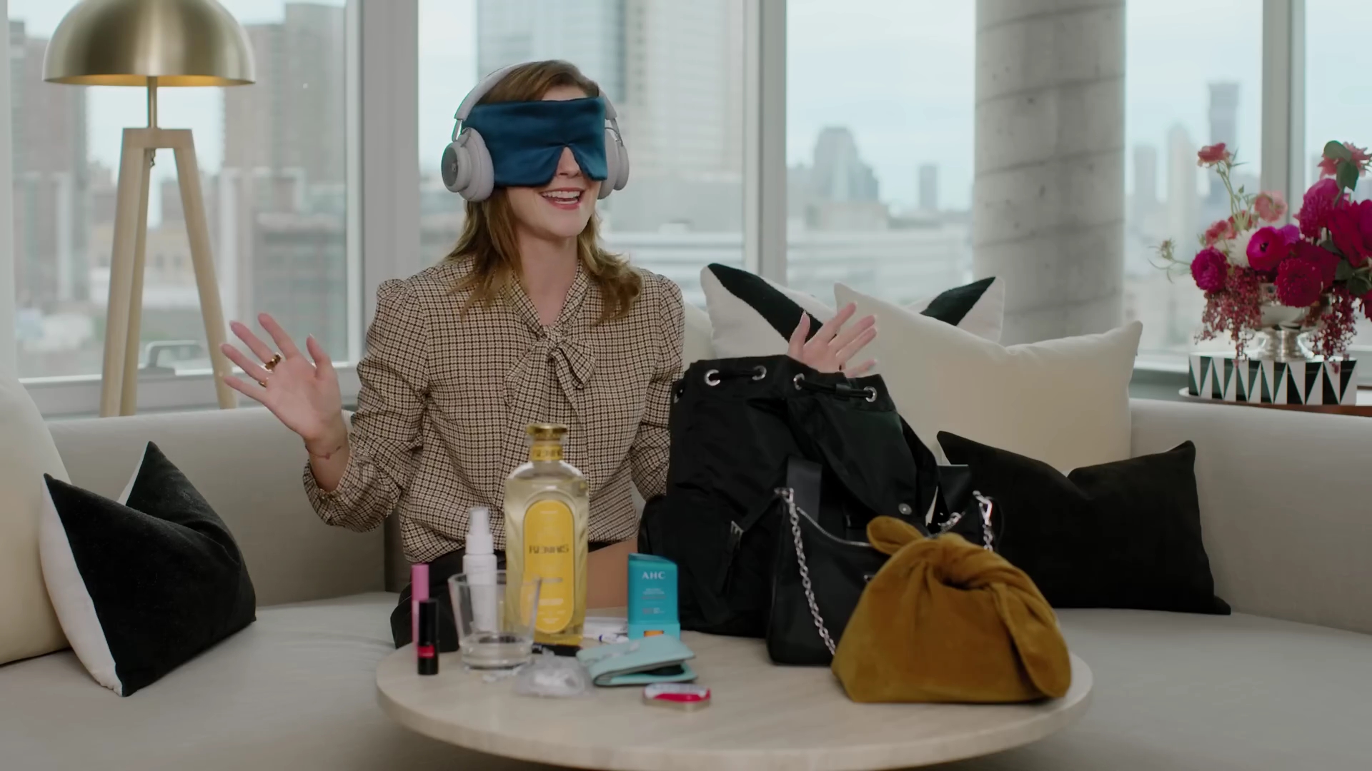 EmmaWatsonFan-dot-nl-2023Vouge-InsideEmmasPradaBackpack0208.jpg EmmaWatsonFan-dot-nl-2023Vouge-InsideEmmasPradaBackpack0208.jpg