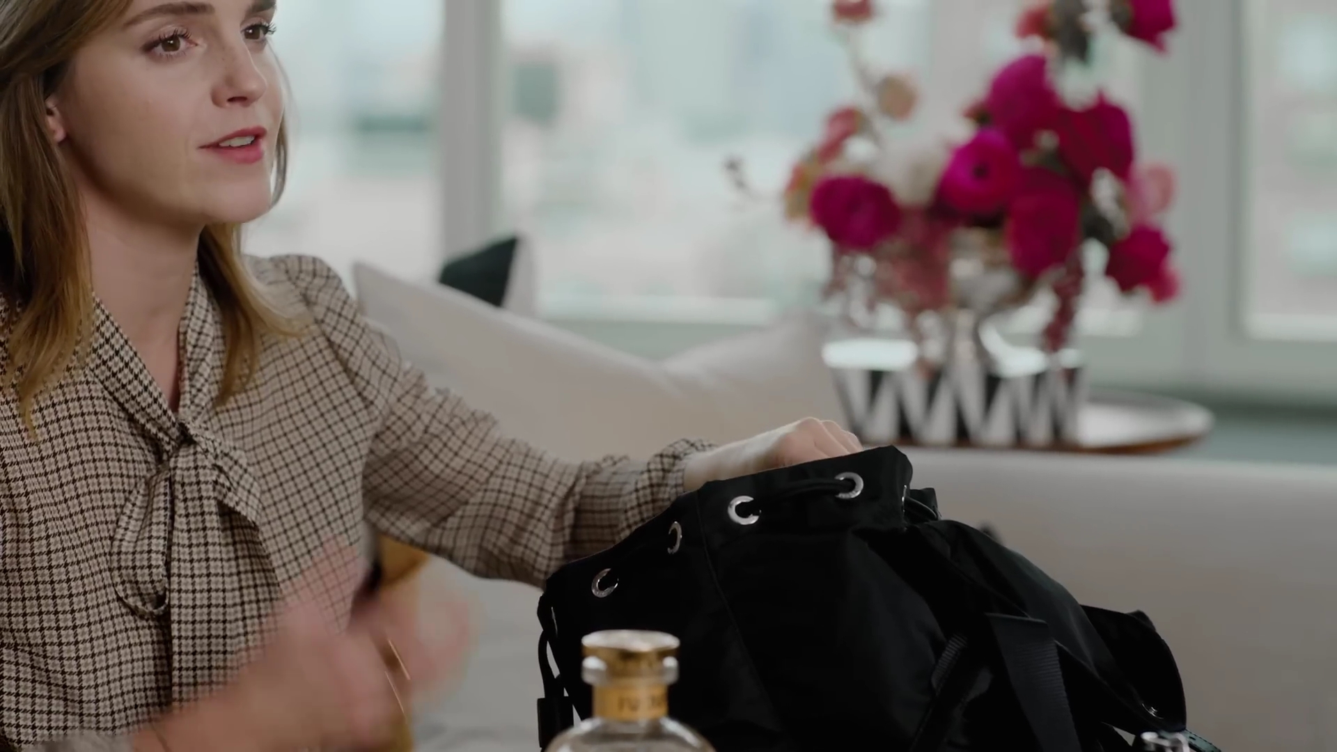 EmmaWatsonFan-dot-nl-2023Vouge-InsideEmmasPradaBackpack0217.jpg EmmaWatsonFan-dot-nl-2023Vouge-InsideEmmasPradaBackpack0217.jpg