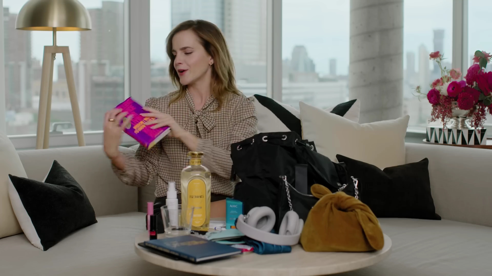 EmmaWatsonFan-dot-nl-2023Vouge-InsideEmmasPradaBackpack0268.jpg EmmaWatsonFan-dot-nl-2023Vouge-InsideEmmasPradaBackpack0268.jpg