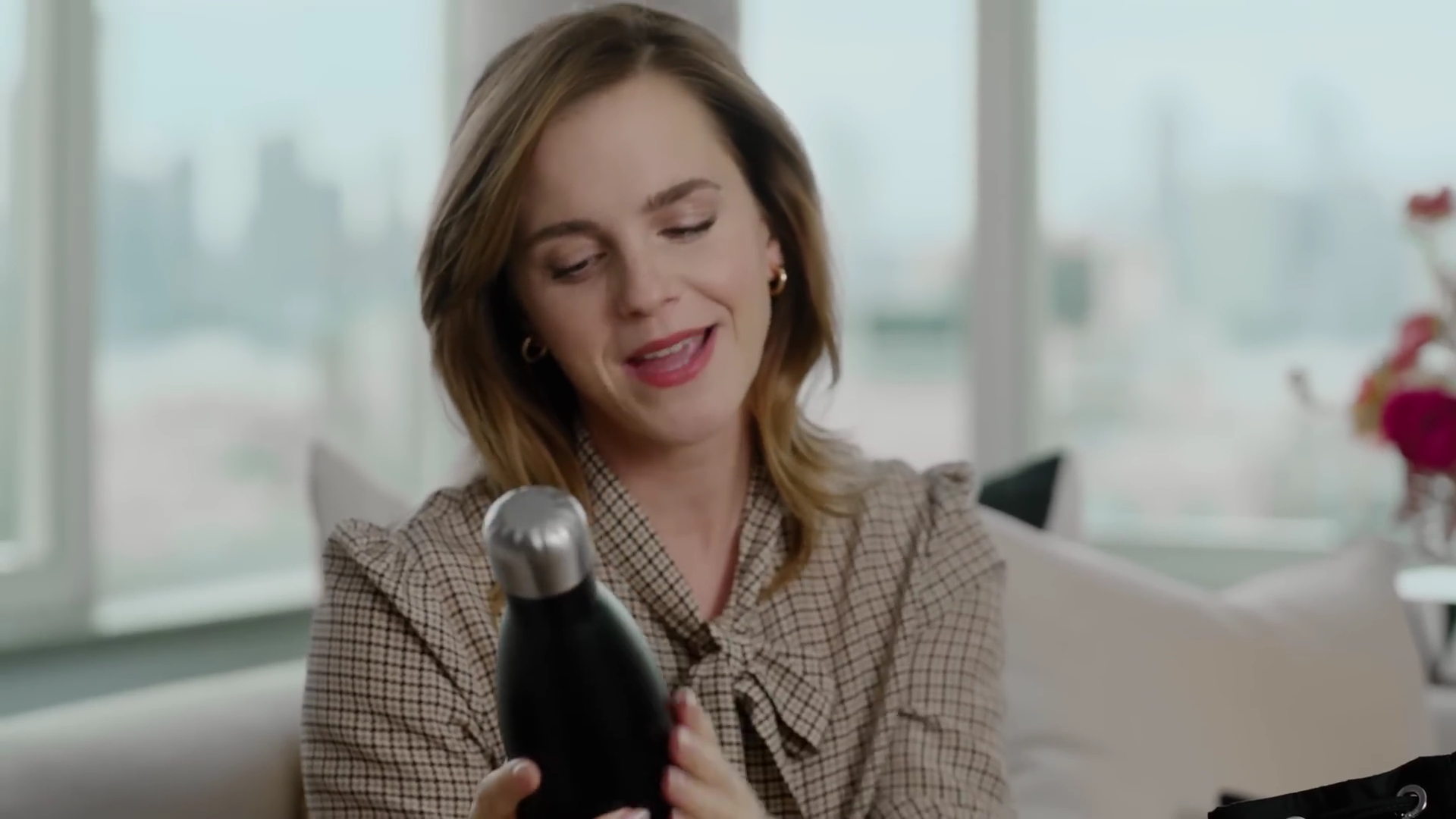 EmmaWatsonFan-dot-nl-2023Vouge-InsideEmmasPradaBackpack0276.jpg EmmaWatsonFan-dot-nl-2023Vouge-InsideEmmasPradaBackpack0276.jpg