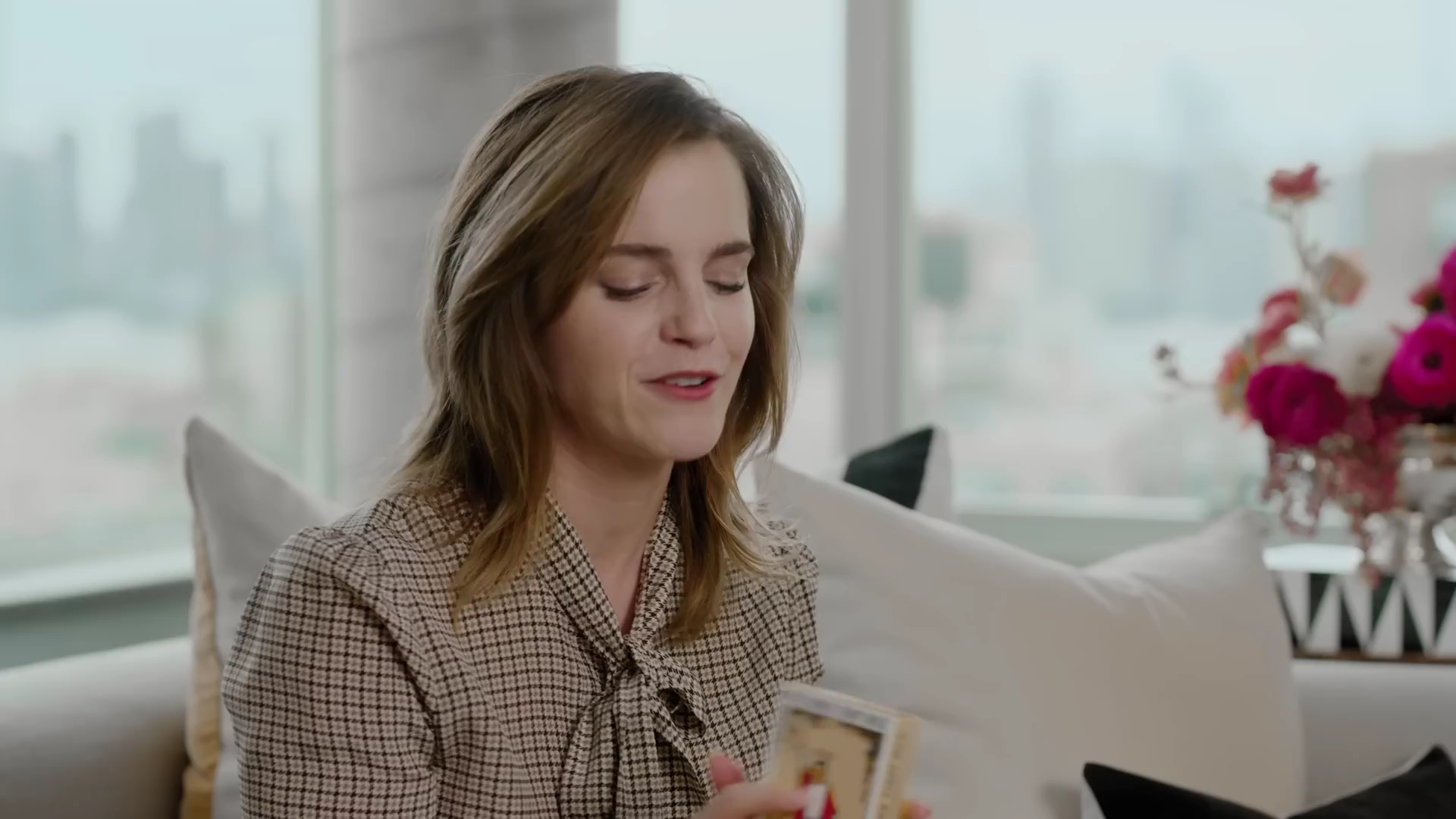 EmmaWatsonFan-dot-nl-2023Vouge-InsideEmmasPradaBackpack0351.jpg EmmaWatsonFan-dot-nl-2023Vouge-InsideEmmasPradaBackpack0351.jpg