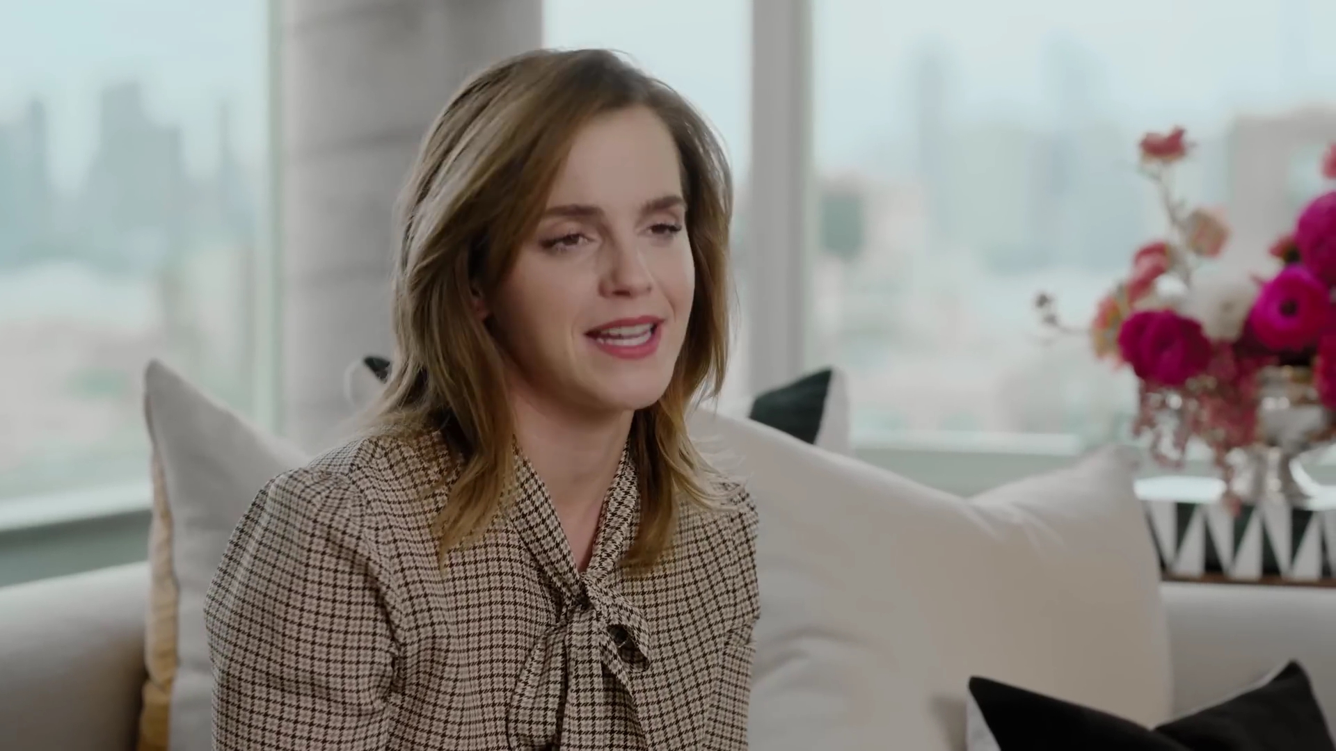 EmmaWatsonFan-dot-nl-2023Vouge-InsideEmmasPradaBackpack0352.jpg EmmaWatsonFan-dot-nl-2023Vouge-InsideEmmasPradaBackpack0352.jpg