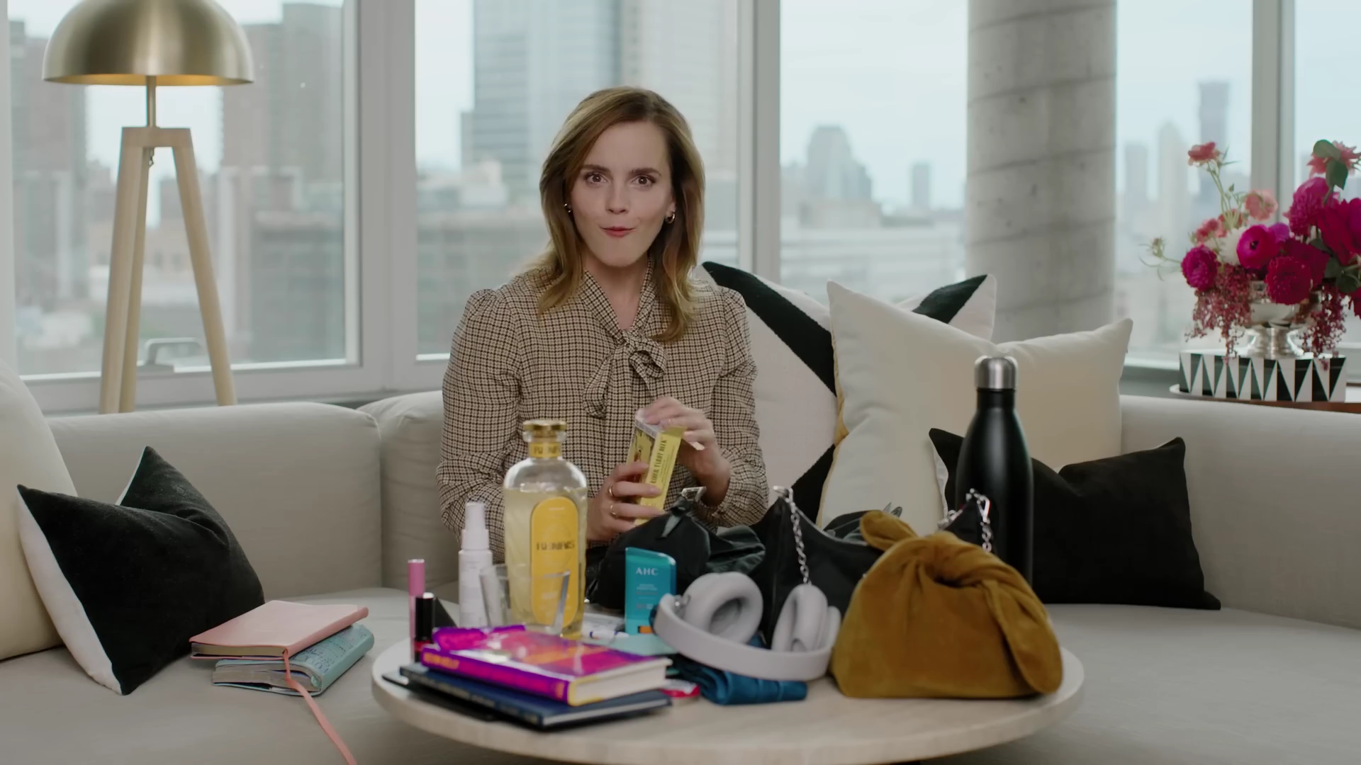 EmmaWatsonFan-dot-nl-2023Vouge-InsideEmmasPradaBackpack0363.jpg EmmaWatsonFan-dot-nl-2023Vouge-InsideEmmasPradaBackpack0363.jpg