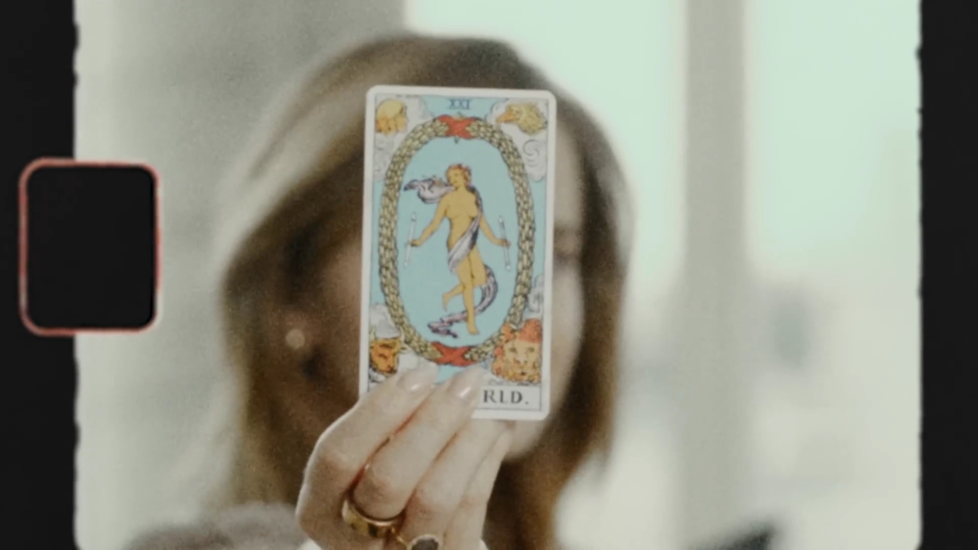 EmmaWatsonFan-dot-nl-2023Vouge-InsideEmmasPradaBackpack0393.jpg EmmaWatsonFan-dot-nl-2023Vouge-InsideEmmasPradaBackpack0393.jpg