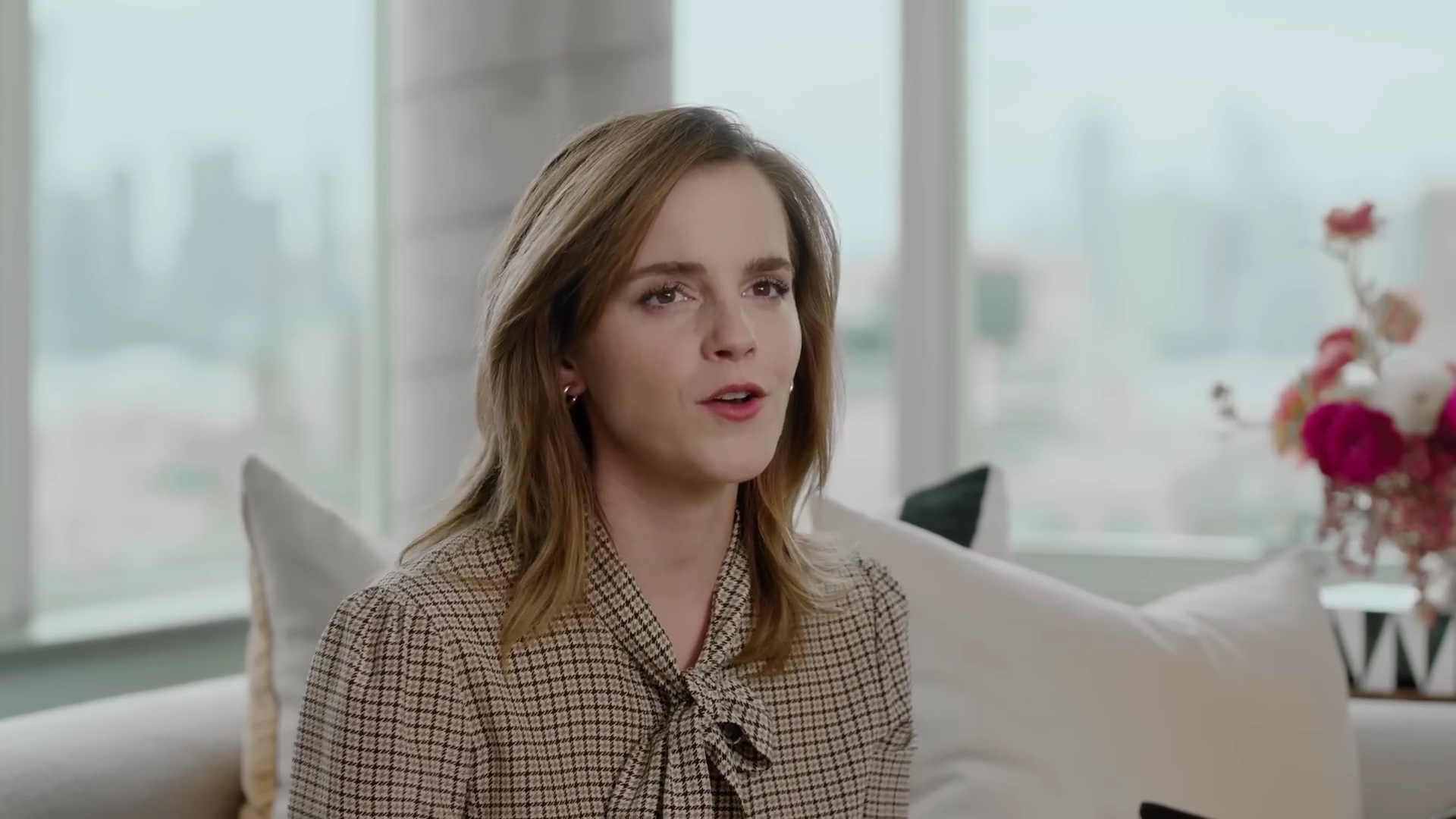 EmmaWatsonFan-dot-nl-2023Vouge-InsideEmmasPradaBackpack0415.jpg EmmaWatsonFan-dot-nl-2023Vouge-InsideEmmasPradaBackpack0415.jpg