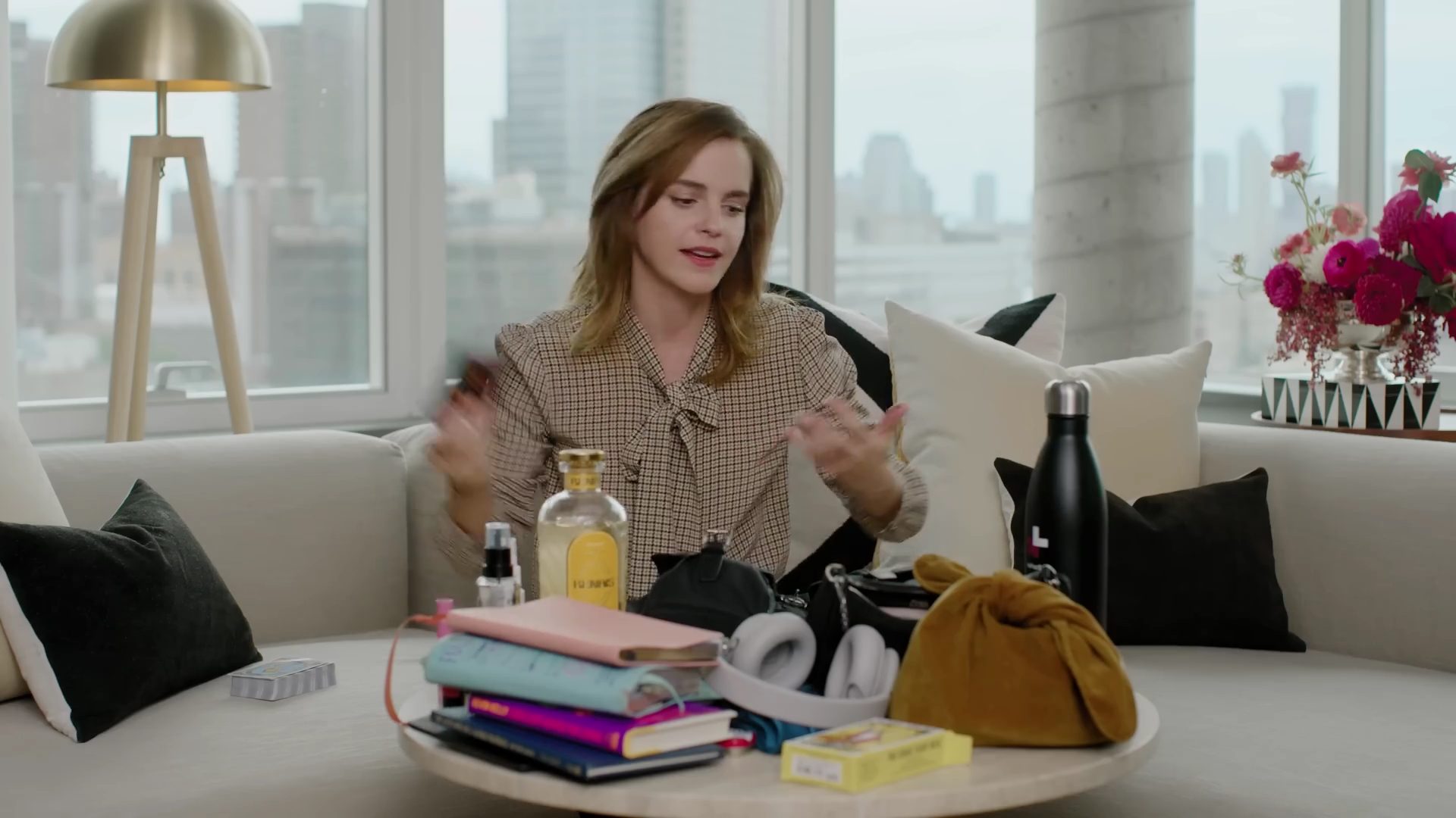 EmmaWatsonFan-dot-nl-2023Vouge-InsideEmmasPradaBackpack0438.jpg EmmaWatsonFan-dot-nl-2023Vouge-InsideEmmasPradaBackpack0438.jpg