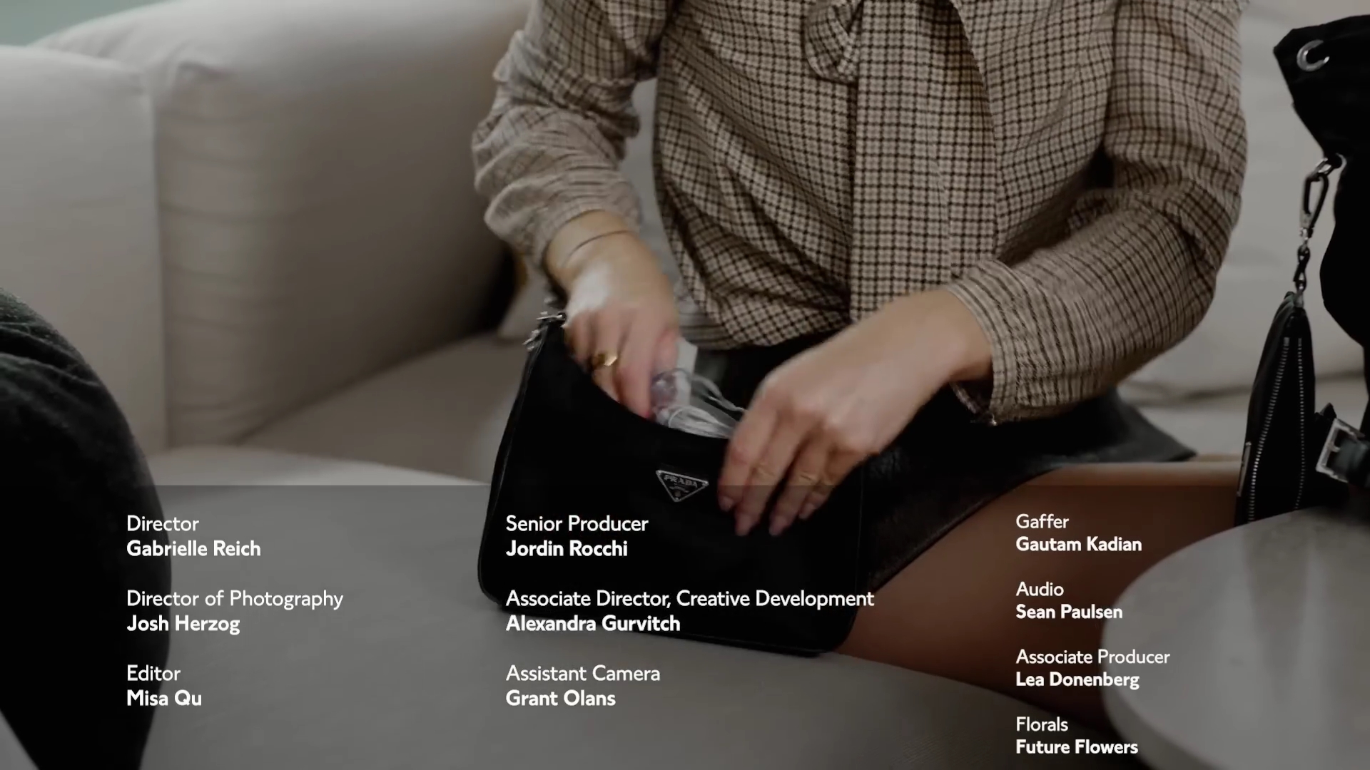 EmmaWatsonFan-dot-nl-2023Vouge-InsideEmmasPradaBackpack0453.jpg EmmaWatsonFan-dot-nl-2023Vouge-InsideEmmasPradaBackpack0453.jpg