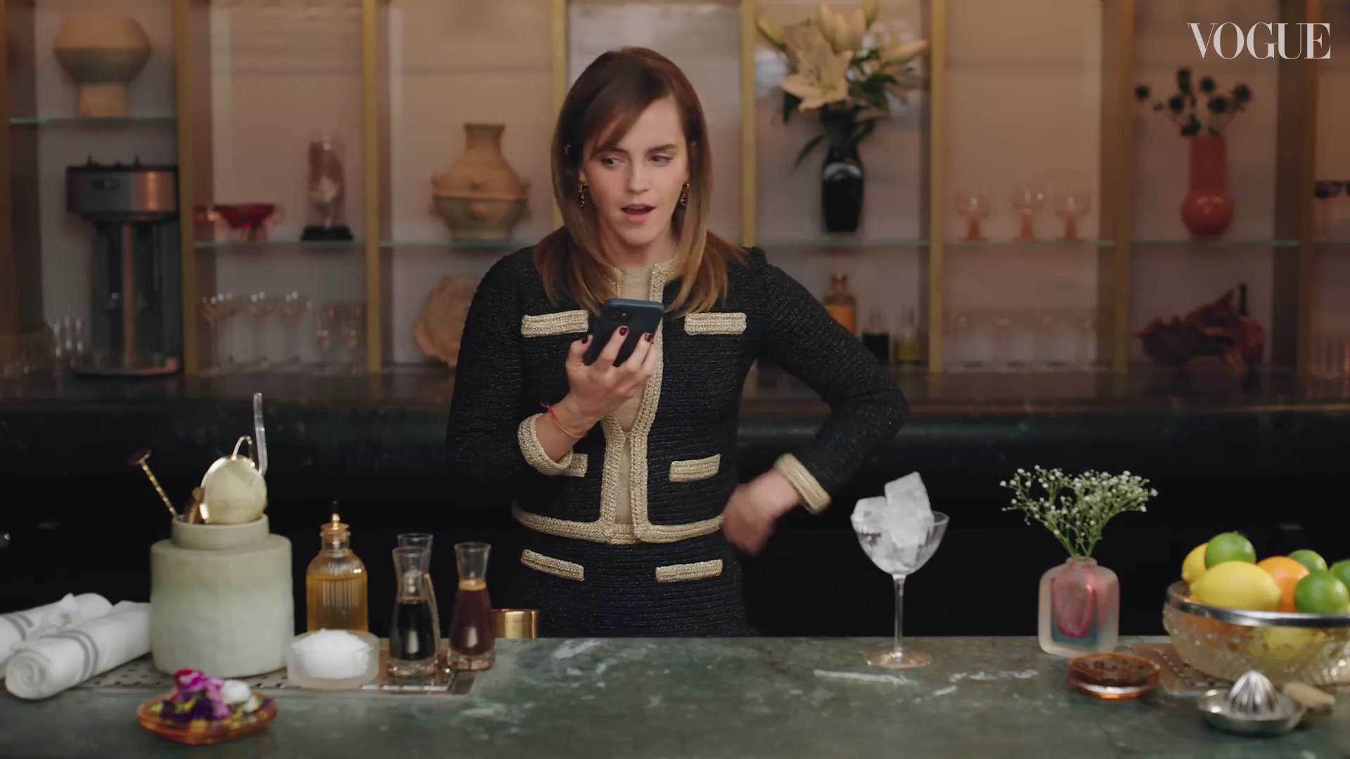 EmmaWatsonFan-dot-nl-2023VougeUK-MakingCocktails0000.jpg
