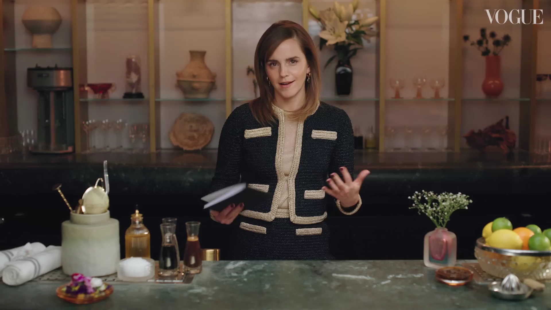 EmmaWatsonFan-dot-nl-2023VougeUK-MakingCocktails0054.jpg EmmaWatsonFan-dot-nl-2023VougeUK-MakingCocktails0054.jpg